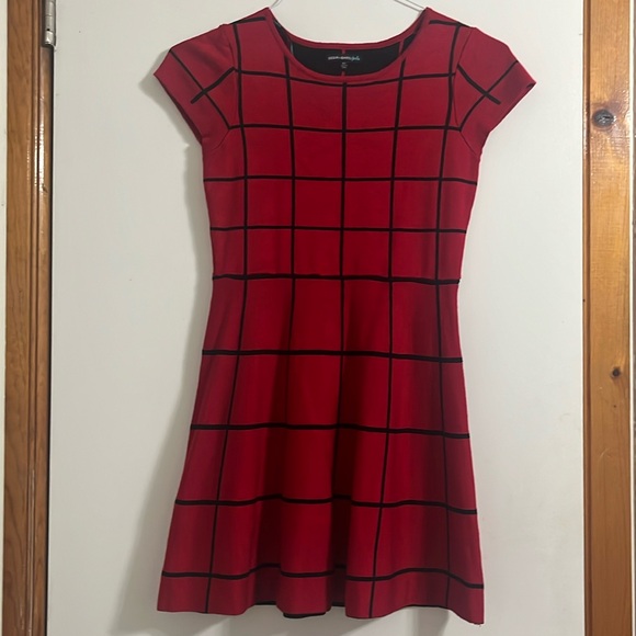 Sequin Hearts Other - Sequin Hearts Girls Dress size XL color Red and Black short sleeve sweater dress